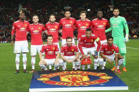 包含传奇巨星复出助阵，球场注定风云激荡的词条