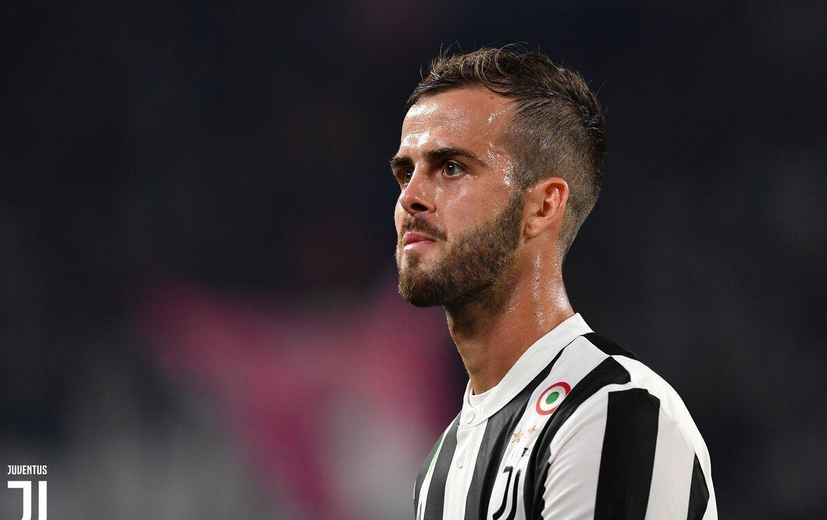 包含尤文图斯客场险胜，苦战取胜保住争冠希望的词条