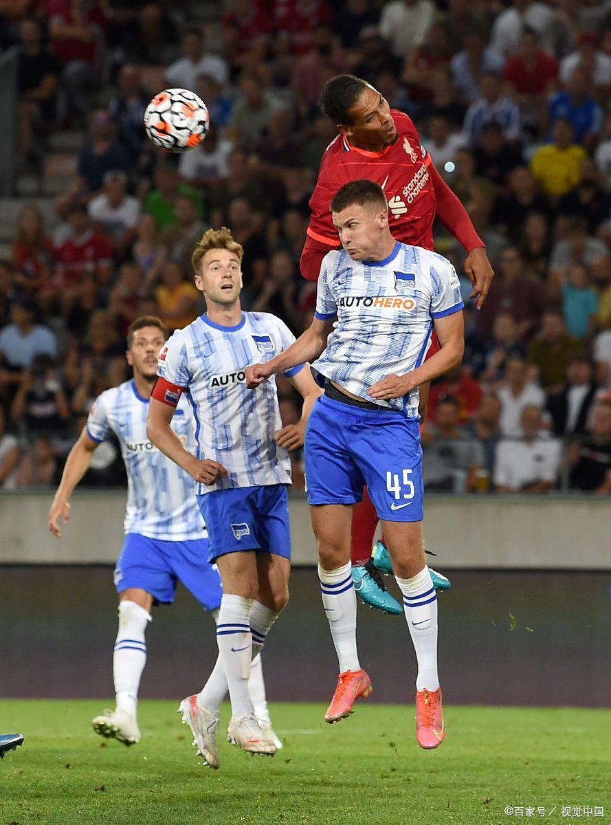 九游体育APP下载-柏林赫塔队员在德国足球联赛中迎来转机