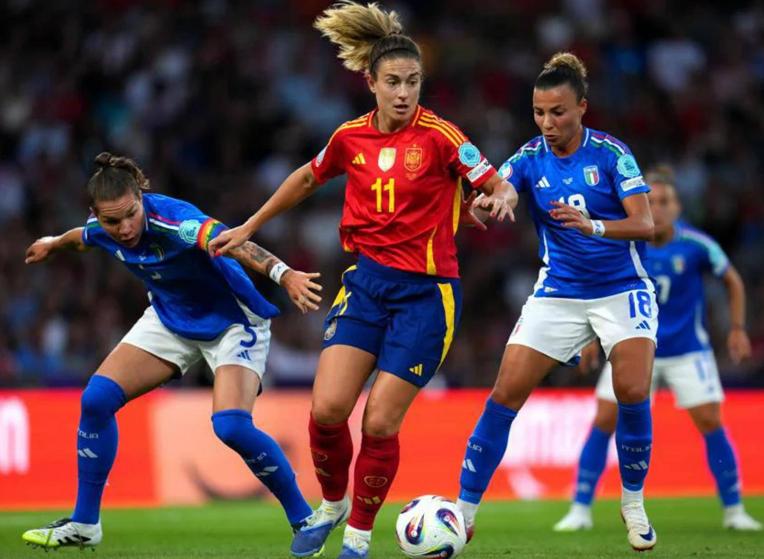 九游中国-欧洲杯完美落幕，精彩纷呈留人回味