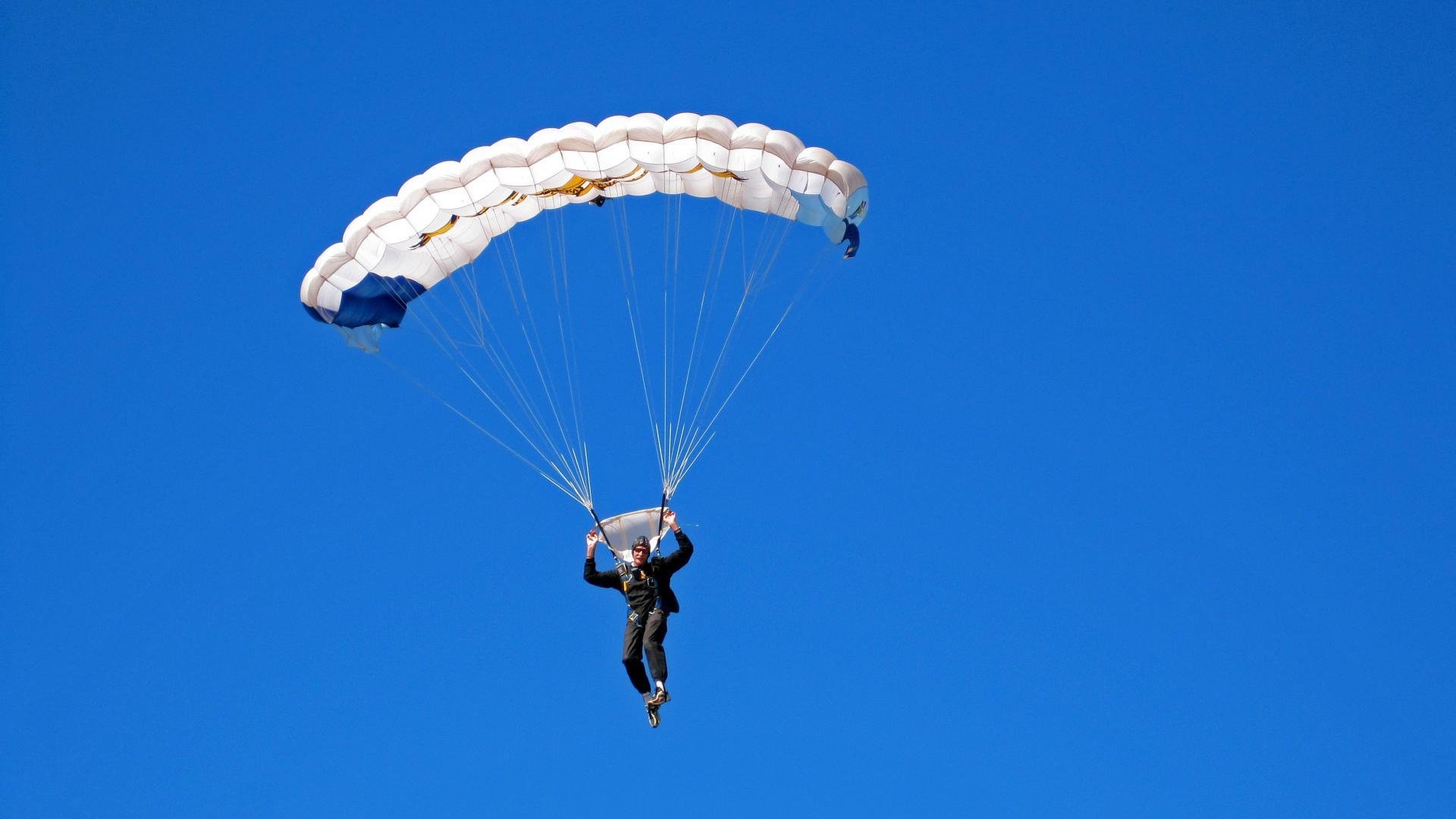 平行时空，今日加冕，体育竞技的唯一性之光