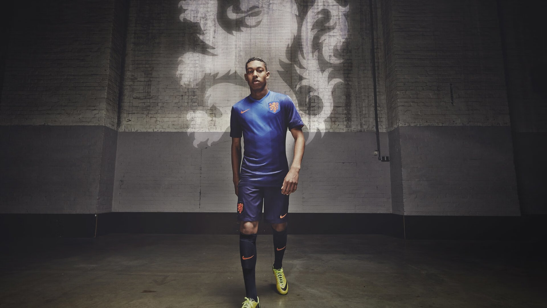 抗压之神诞生夜，王皓三次怒吼点爆全队，中国队横扫波兰之谜