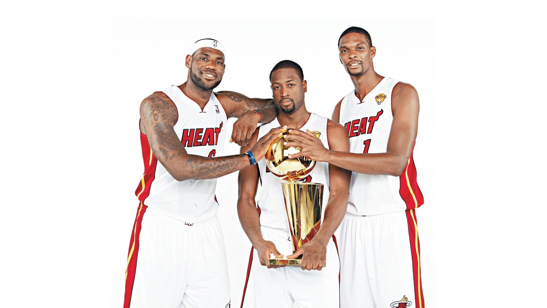 九游娱乐app下载-当B计划碾碎银河战舰,索伯横扫阿斯顿马丁之夜,勒克莱尔孤影惊艳四座